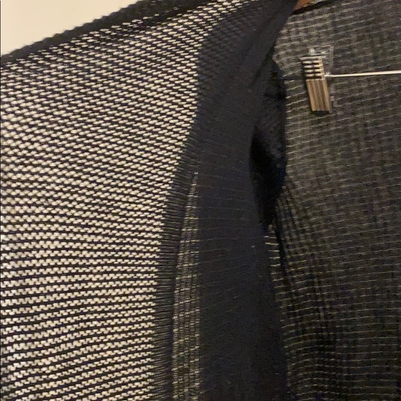 Top - Picture 2 of 4